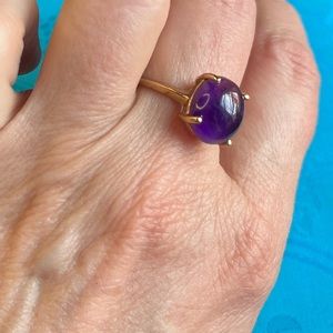 Purple stone gold tone setting size 7 ring